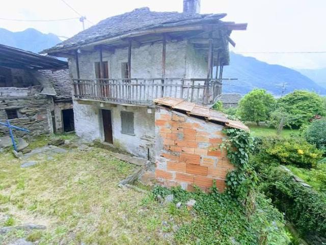 Casa indipendente in vendita a Domodossola VB