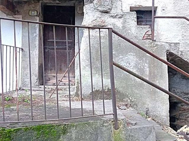 Casa indipendente in vendita a Donnas AO