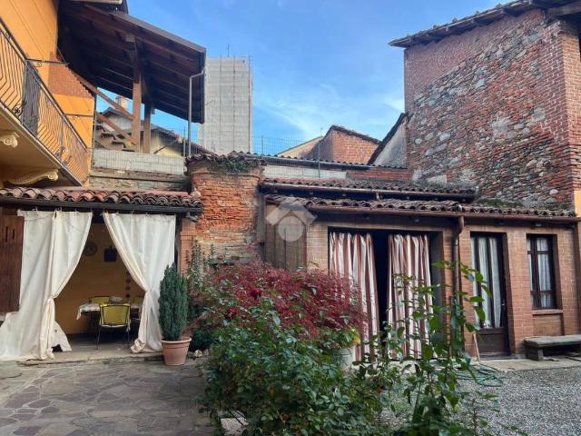 Casa indipendente in vendita a Dorzano BI