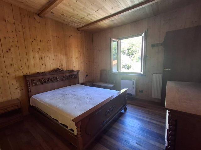 Casa indipendente in vendita a Davagna GE