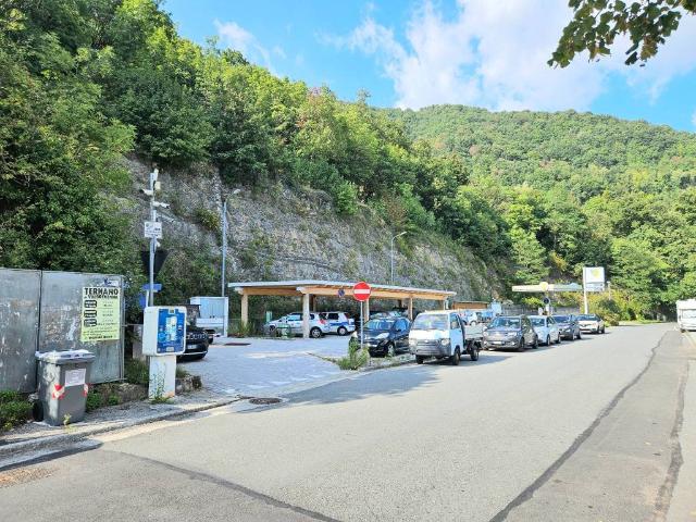 Casa indipendente in vendita a Davagna GE