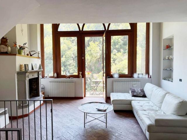 Casa indipendente in vendita a Darfo Boario Terme BS
