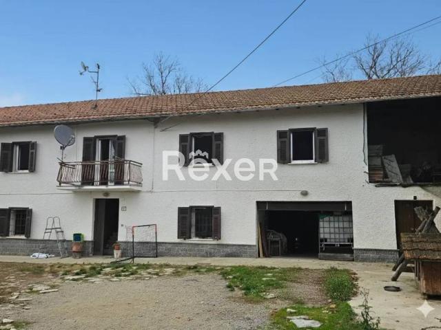 Casa indipendente in vendita a Dego SV