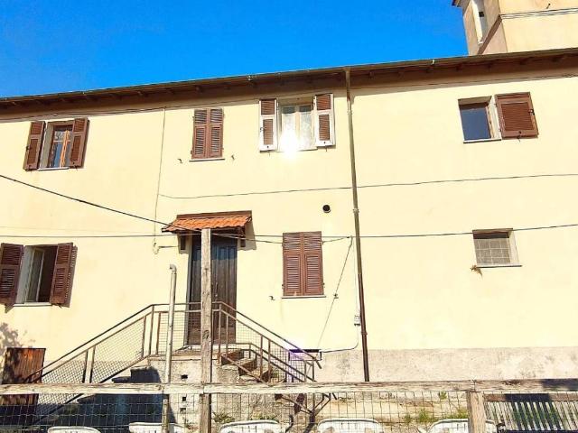 Villa in vendita a Dego SV