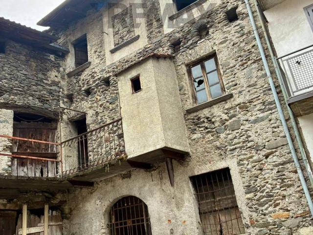 Casa indipendente in vendita a Delebio