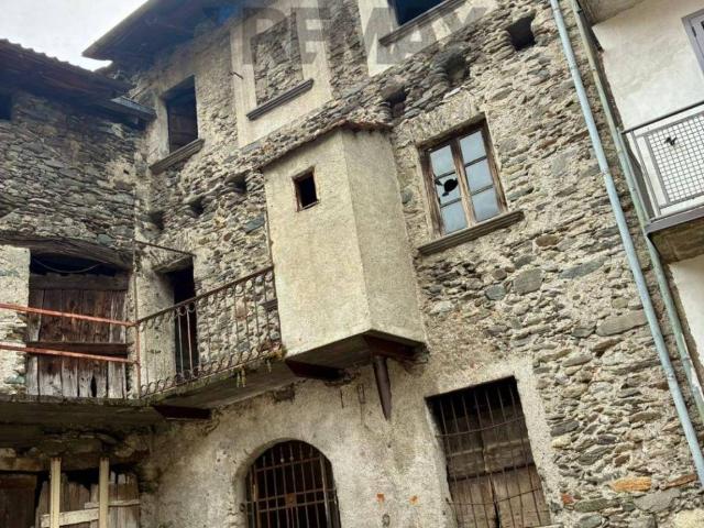 Casa indipendente in vendita a Delebio SO