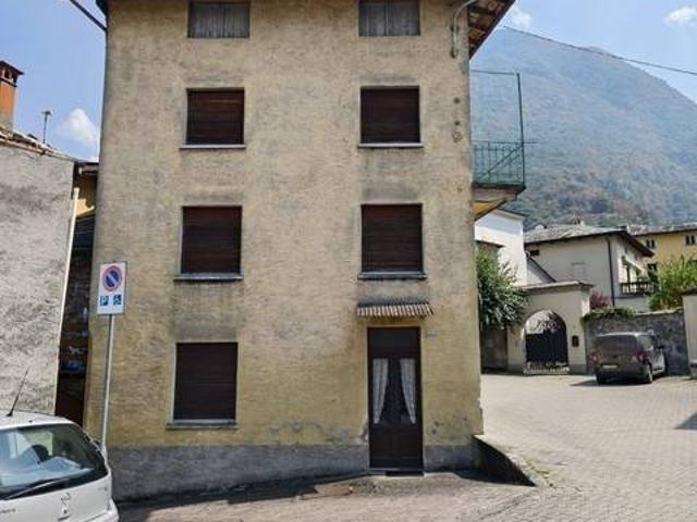 Casa indipendente in vendita a Delebio SO