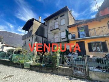 Casa indipendente in vendita a Delebio SO
