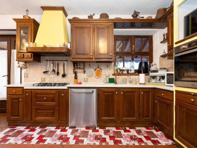 Casa indipendente in vendita a Demonte CN