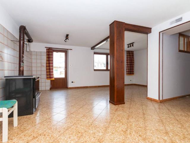 Casa indipendente in vendita a Demonte CN