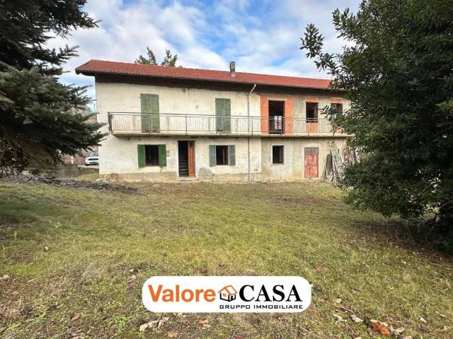 Casa indipendente in vendita a Denice AL