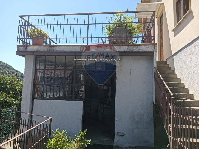 Casa indipendente in vendita a Dervio
