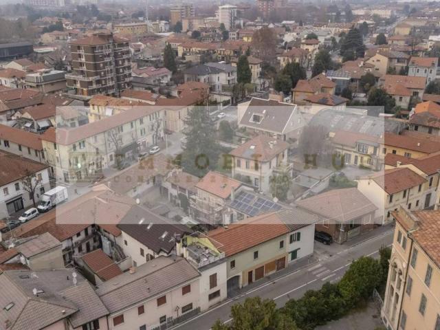 Casa indipendente in vendita a Desio MB