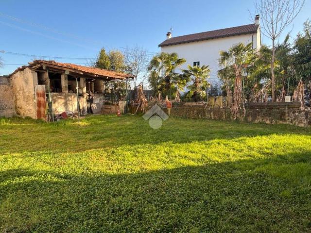 Casa indipendente in vendita a Divignano NO