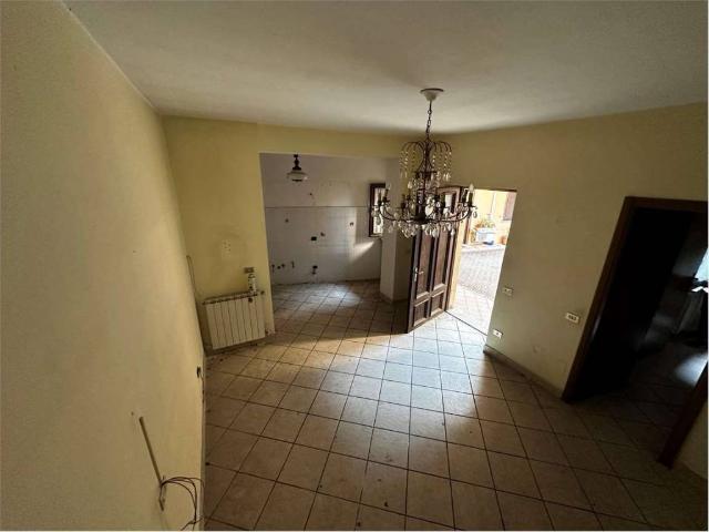 Casa indipendente in vendita a Divignano NO