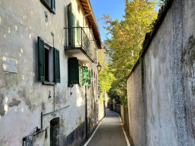 Casa indipendente in vendita a Dizzasco