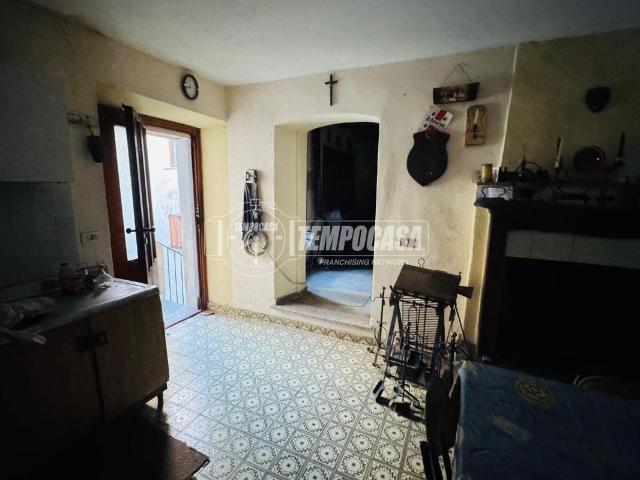 Casa indipendente in vendita a Dizzasco