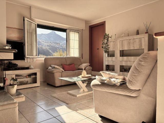Casa indipendente in vendita a Dizzasco CO