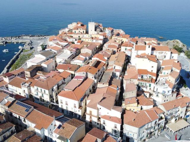 Casa indipendente in vendita a Diamante CS
