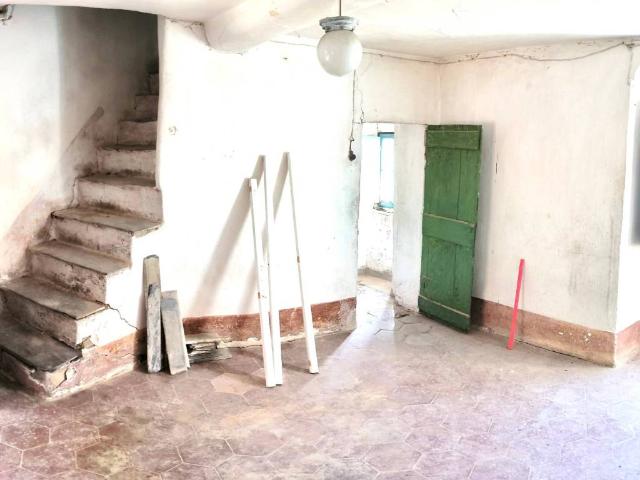 Casa indipendente in vendita a Diano San Pietro IM