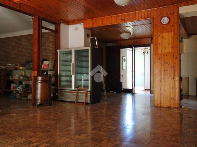 Casa indipendente in vendita a Dignano UD