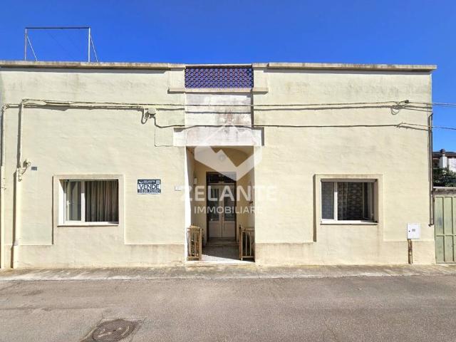 Casa indipendente in vendita a Diso LE