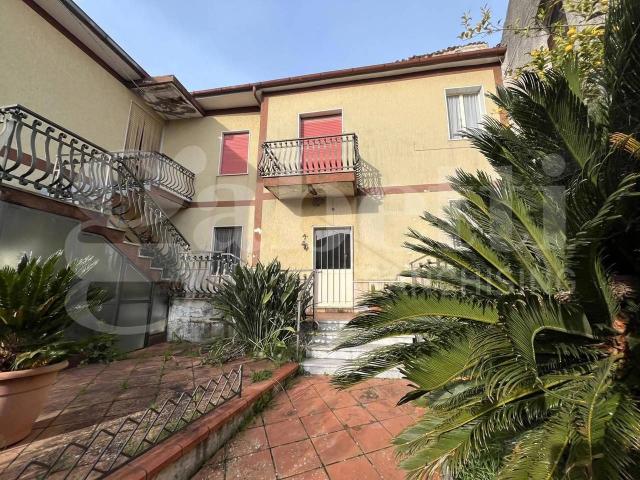 Casa indipendente in vendita a Dragoni