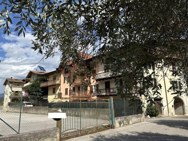 Casa indipendente in vendita a Dro TN