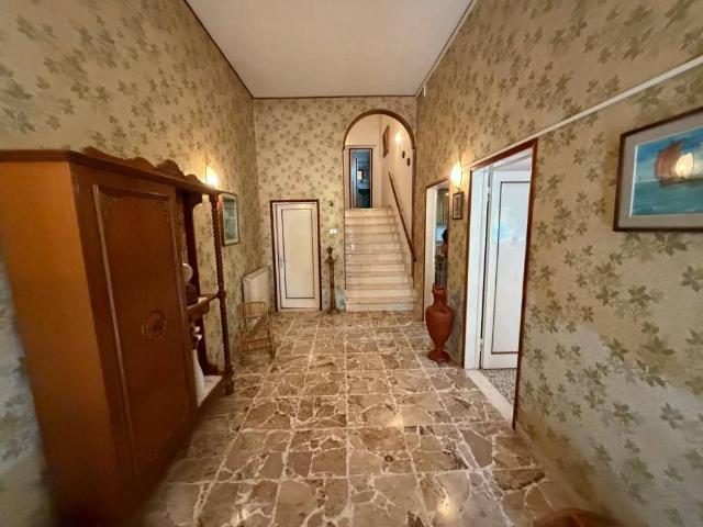 Casa indipendente in vendita a Empoli FI
