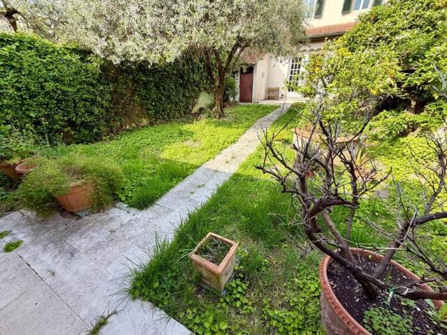 Casa indipendente in vendita a Empoli FI
