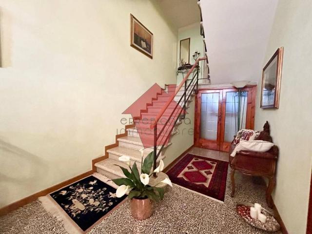 Casa indipendente in vendita a Empoli FI