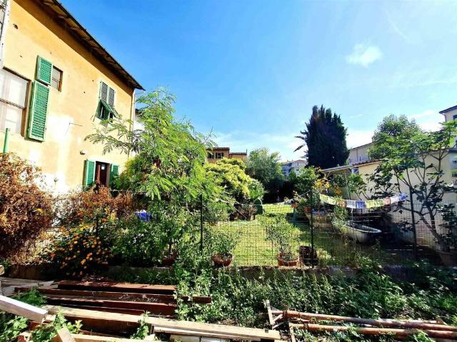 Casa indipendente in vendita a Empoli FI