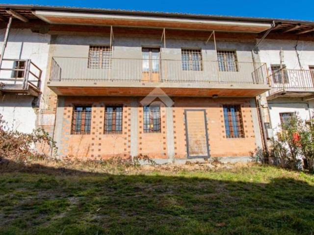Casa indipendente in vendita a Envie CN