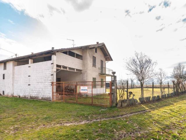 Casa indipendente in vendita a Envie CN