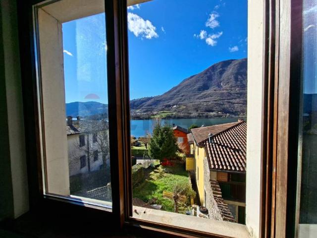 Casa indipendente in vendita a Endine Gaiano BG