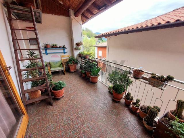 Casa indipendente in vendita a Endine Gaiano BG