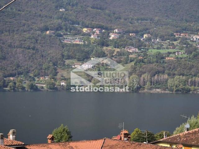 Casa indipendente in vendita a Endine Gaiano BG