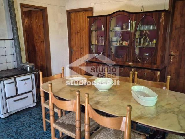 Casa indipendente in vendita a Endine Gaiano BG