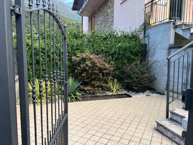Casa indipendente in vendita a Endine Gaiano BG