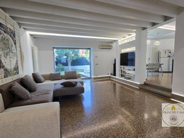 Casa indipendente in vendita a Este PD