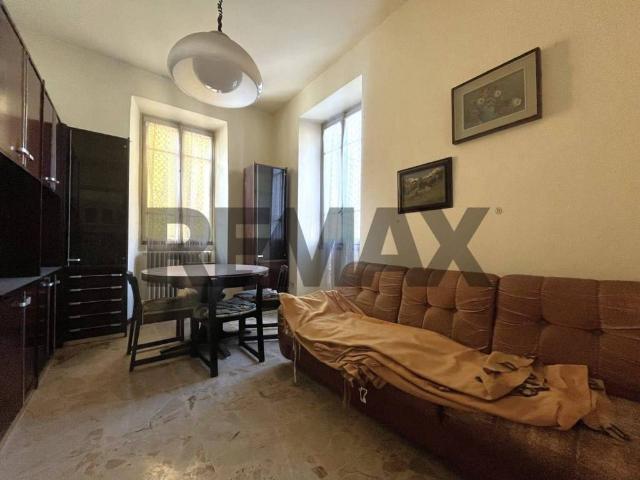 Casa indipendente in vendita a Esino Lario LC