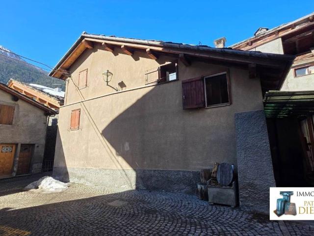 Casa indipendente in vendita a Etroubles AO