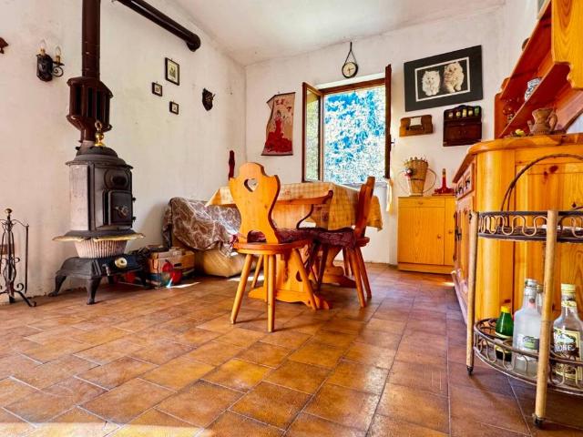 Casa indipendente in vendita a Fobello VC