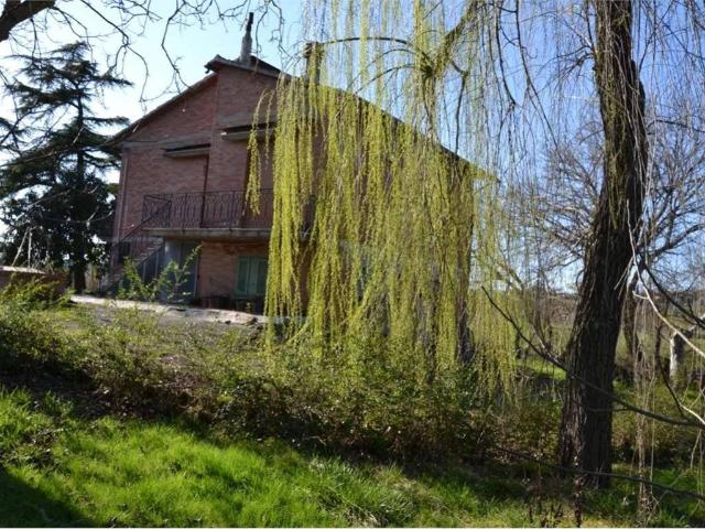 Casa indipendente in vendita a Foiano della Chiana AR