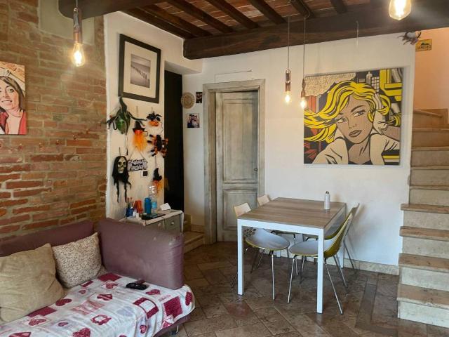 Casa indipendente in vendita a Foiano della Chiana AR