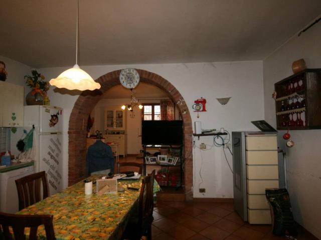 Casa indipendente in vendita a Foiano della Chiana AR