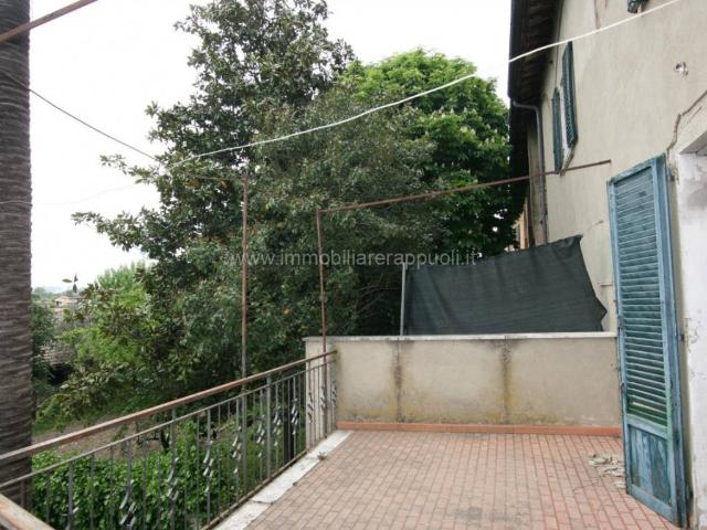 Casa indipendente in vendita a Foiano della Chiana AR