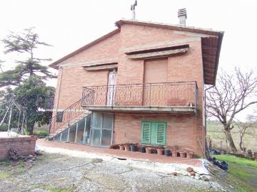 Casa indipendente in vendita a Foiano della Chiana AR