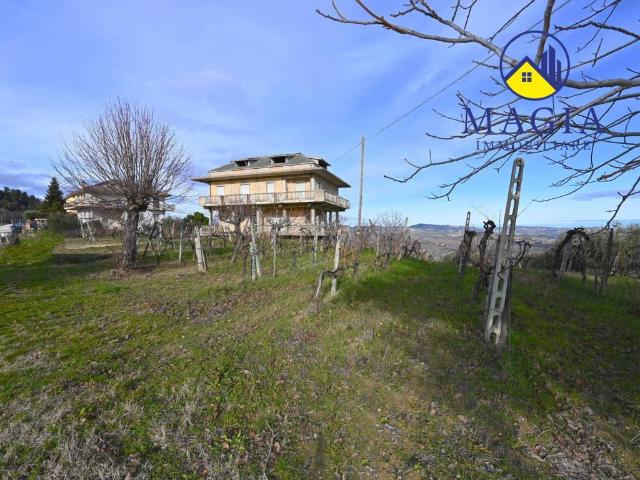 Casa indipendente in vendita a Folignano AP