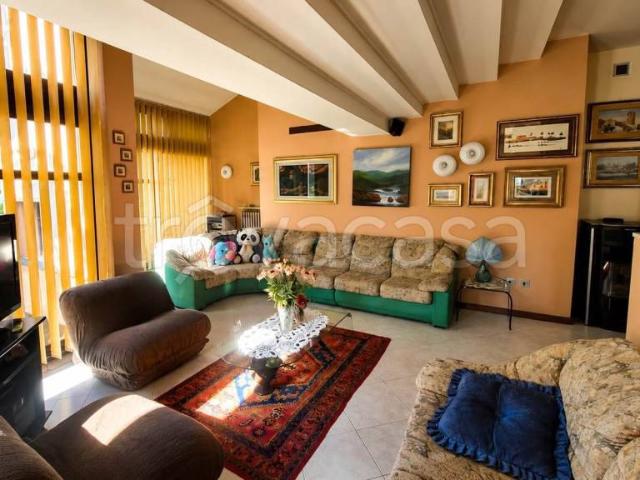 Casa indipendente in vendita a Foligno